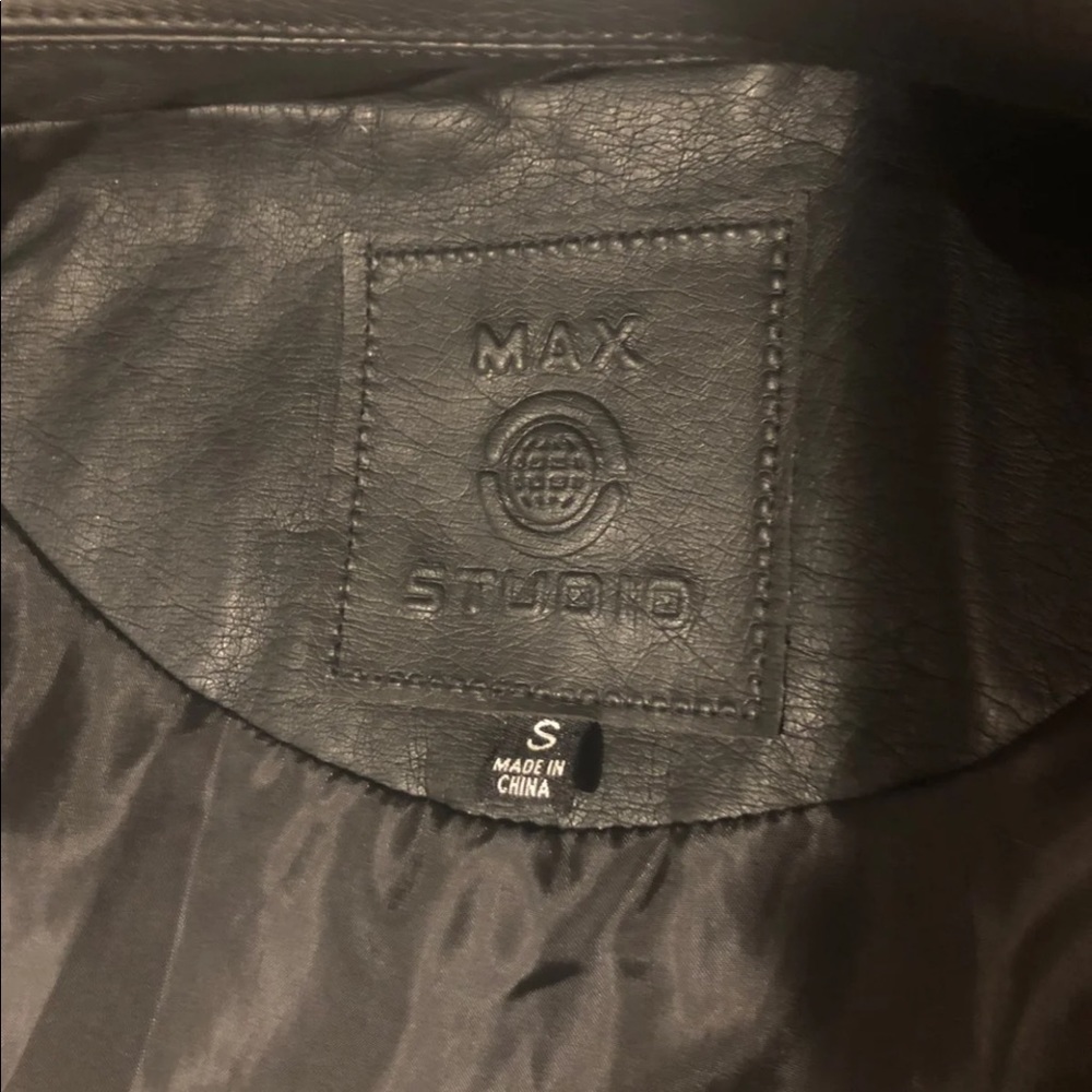 Max Studio Leather Jacket - image 5